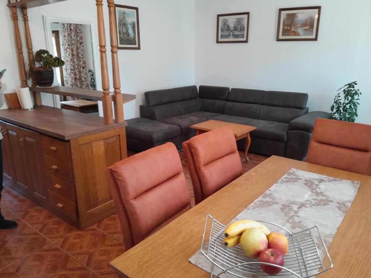 Apartments Ivicek Poreč Eksteriør billede