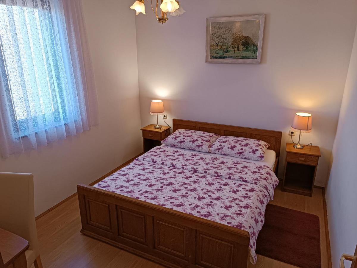 Apartments Ivicek Poreč Eksteriør billede